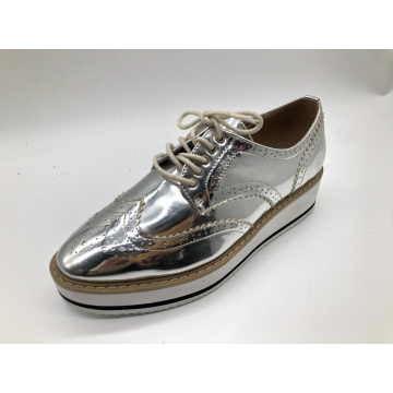 Women's Platform Lace-Up Wingtips Round Toe Brogue Shoes